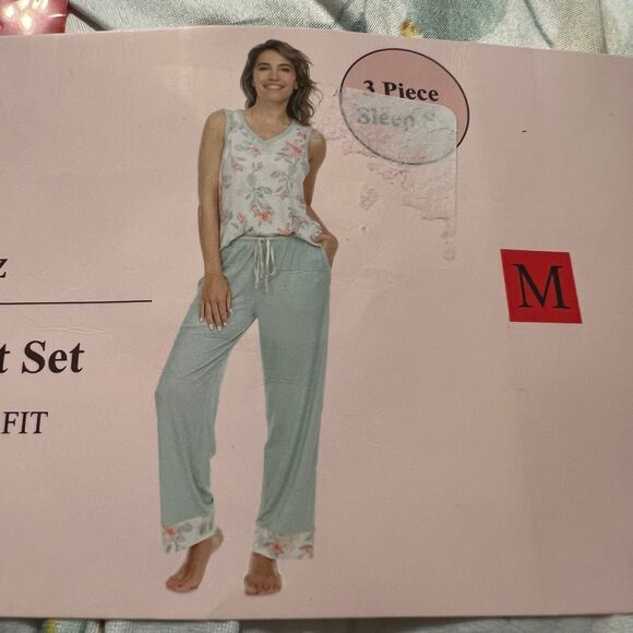 NWT FLORA NIKROOZ Medium 3 Piece Sleep Set Robe Tank Pant Super Soft Green White - Picture 4 of 10